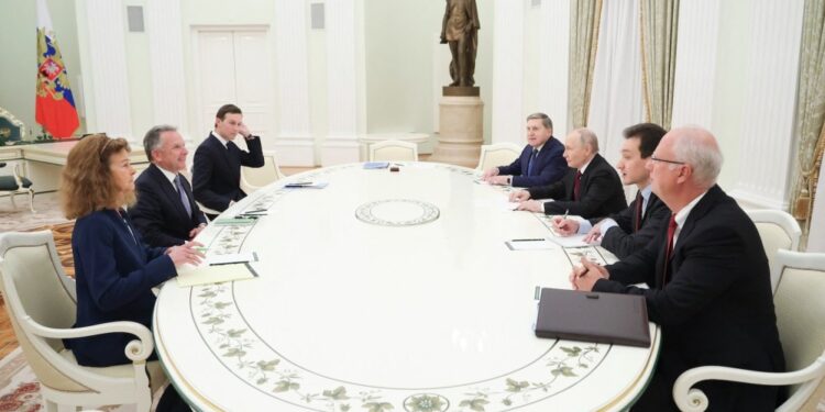 Putin Meets With Witkoff, Kushner to Discuss Ukraine Peace Plan