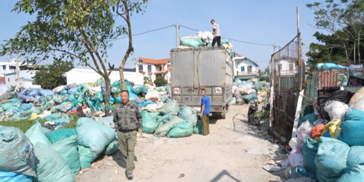 In Vietnam, the dark side of artisanal recycling
