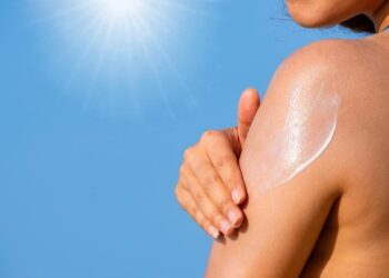 Scientists Uncover a Never-Before-Seen Natural Sunscreen Molecule