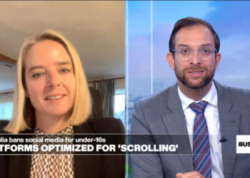 Australian social media ban for kids tackles 'addiction economy', ScrollAware says