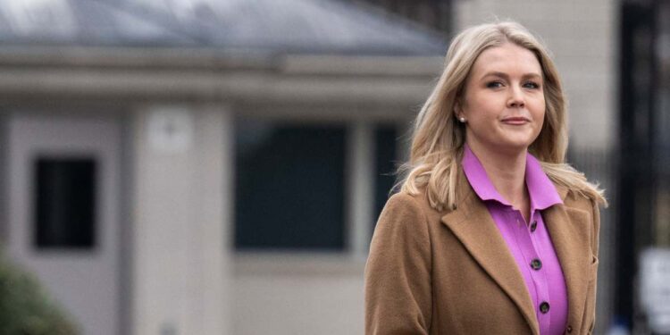 WH Press Secretary Karoline Leavitt’s Family Guide: Age-Gap Romance, More