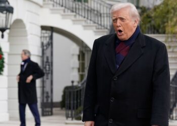 Trump says US ‘will retaliate’ after three Americans killed in Syrian ‘Islamic State attack’ | US News