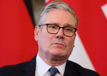 Sir Keir Starmer urges doctors to accept deal to avert Christmas strikes amid ‘super flu’ outbreak | UK News