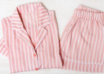 The UK’s worst Christmas gifts: Rotten fruit, used pyjamas and a Spurs book for a Chelsea fan | UK News