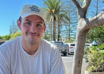 Bondi policeman injured in mass shooting wakes from coma | World News