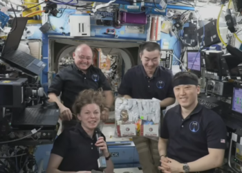 Thanksgiving in orbit means traditional fare plus lobster : NPR