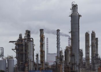 Trump Wants Venezuela’s Oil. Getting It Might Not Be So Simple