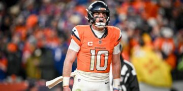 Bo Nix Breaks His Right Ankle Late In Broncos’ Playoff Win, Will Have Surgery