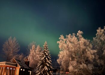 U.S., Canada May See Northern Lights Monday Due To Intense Geomagnetic Storm