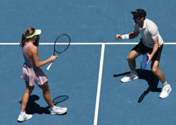 Carlos Alcaraz vs Alexander Zverev updates; Novak Djokovic vs Jannik Sinner start time; ‘Unbelievable’ scenes as Aussies Olivia Gadecki and Johns Peers achieve 62-year first with back to back titles