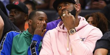 LeBron James distances himself from agent amid comments about teammate Austin Reaves