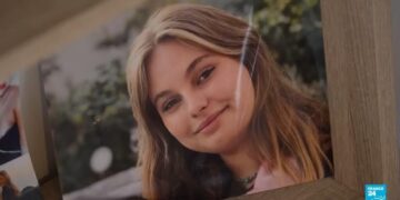 France's Macron pushes for social media ban to protect childen under 15