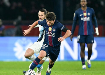 PSG beat Paris FC to stay one point behind Ligue 1 leaders Lens