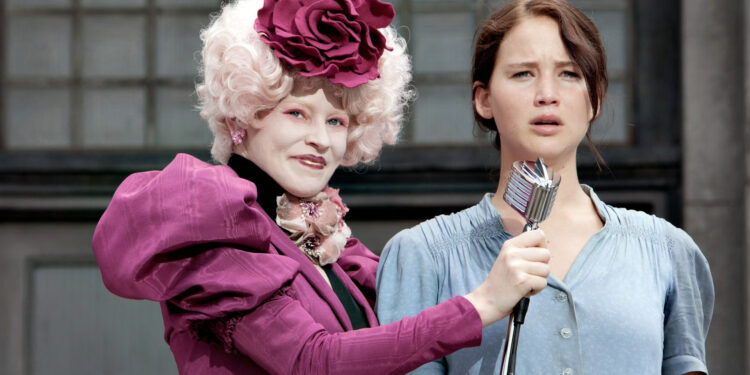 The Hunger Games Mistake That Made Elizabeth Banks Angry With Jennifer Lawrence