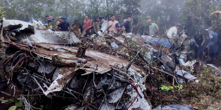 Colombia plane crash kills 15 including politician | World News