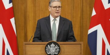 Trade war ‘not the right way to resolve our differences’, says Sir Keir Starmer | Politics News