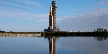 Huge NASA rocket reaches launch pad after painstaking 1mph journey | Science, Climate & Tech News