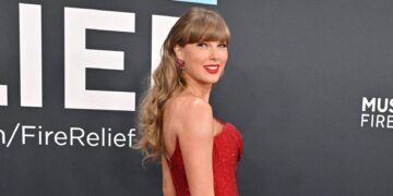 Taylow Swift Makes History With Songwriters Hall Of Fame Honor