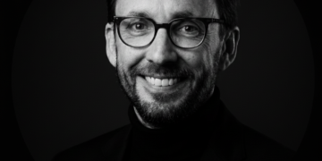 How Agentic AI Optimizes HCP Marketing and ROI in Life Sciences