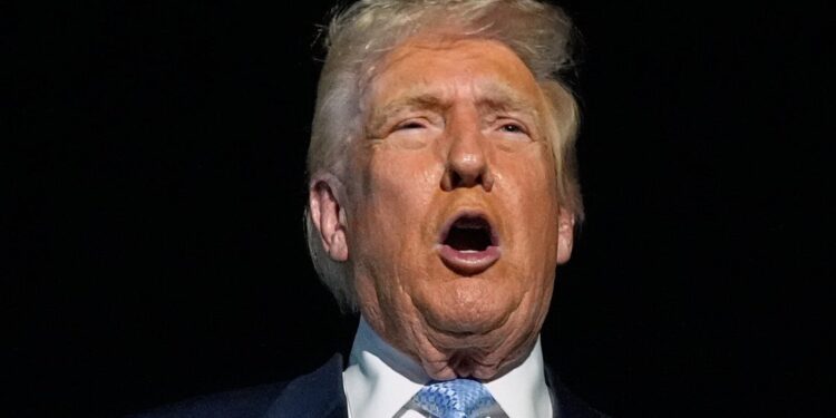 Critics Cast Monumental Shade Over Trump’s Latest Reported Demand