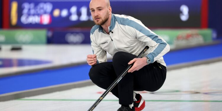 Showboating Olympic Curler Goes Viral For His ‘Pizzazz’