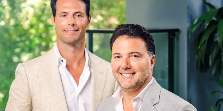 Plastic Surgeons Dr. Layke and Dr. Danielpour on Why Overfilled Looks Are Out (and What’s Worth Doing Instead)