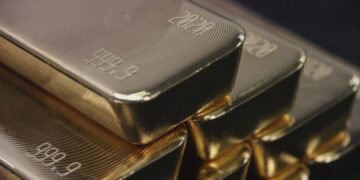 Gold, silver continue to fall as record rally runs out of road