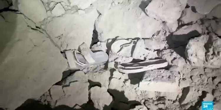 Pakistan launches border strikes on Afghanistan