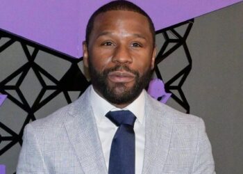 Floyd Mayweather Files $340 Million Lawsuit Against Showtime