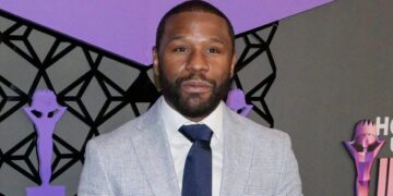 Floyd Mayweather Files $340 Million Lawsuit Against Showtime