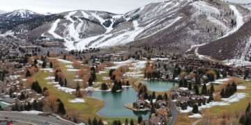 Record Low Snow in the West Will Mean Less Water, More Fire, and Political Chaos