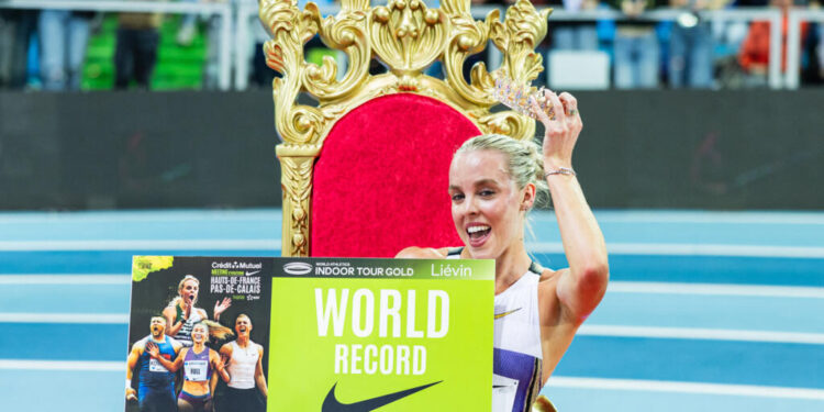 Hodgkinson smashes women's indoor 800m world record in Liévin