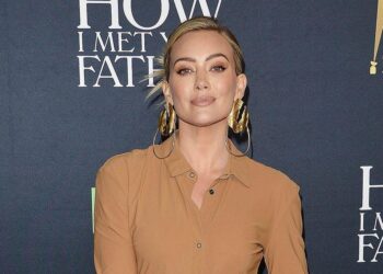 Why Hilary Duff Felt ‘Ready’ To Dish On ‘Complicated’ Family Ties