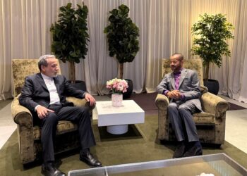 U.S. Military Buildup Casts Shadow Over Iran Talks