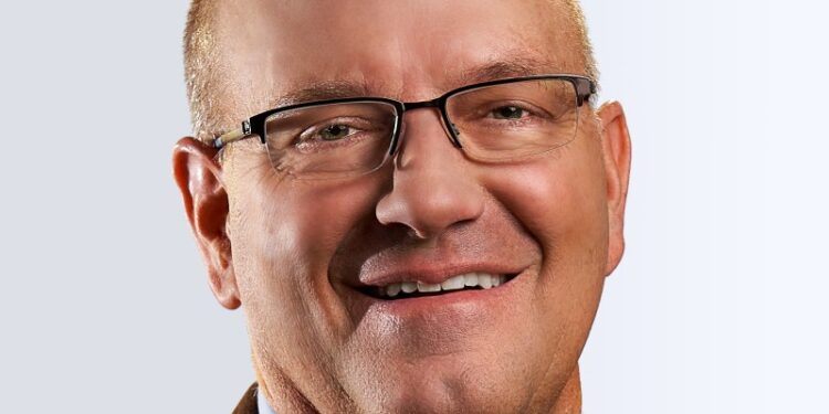 Why Autonomous AI Is Failing and Hybrid Models Are Winning