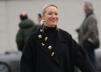 15 Brooches to Nail 2026’s Top Accessory Trend — All on Amazon