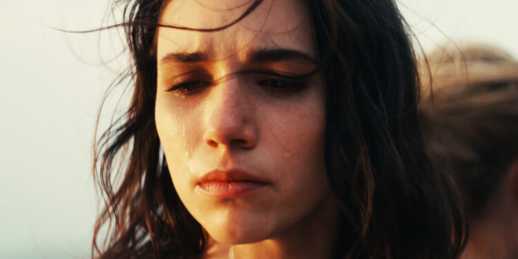 Netflix Is Streaming An Intense 2022 Survival Thriller With A Terrifying Premise