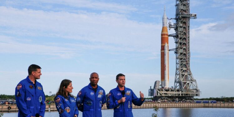 NASA says moon mission could be delayed after discovering rocket fault | Science, Climate & Tech News