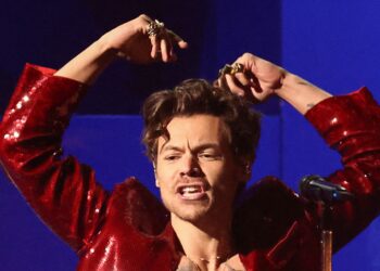 UK’s top 100 taxpayers revealed – and who has contributed the most to a record £5.7bn? | UK News