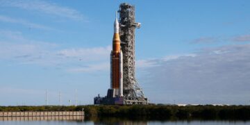 Fuel leak delays NASA’s mega-rocket moon mission | Science, Climate & Tech News