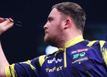 Winmau World Darts Masters: Luke Littler pips Luke Humphries in final-set thriller to claim TV title in Milton Keynes | Darts News