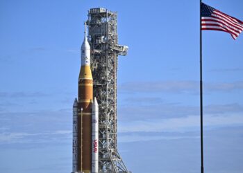 NASA eyes March 6 for Artemis II moon launch : NPR