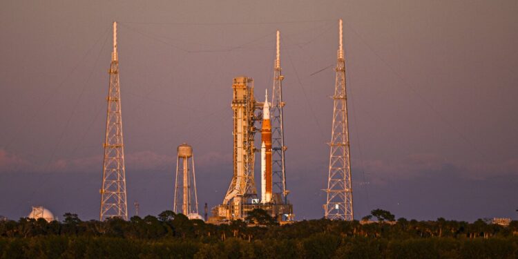 NASA delays launch of Artemis II lunar mission by a month : NPR