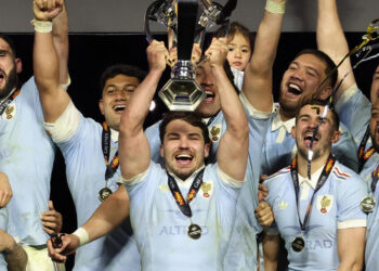 Six Nations: France retain title after thriller against England