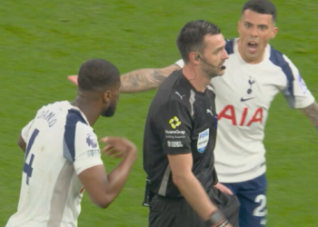 Tottenham Hotspur vs Crystal Palace news; Spurs in disarray; Micky van de Ven red card video, reaction, highlights