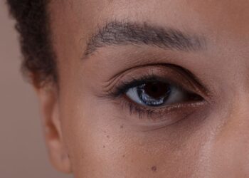 The 1 Thing An Eye Doctor Says You Should Never Do