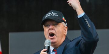‘Not His Job’: Lindsey Graham Offers Stunning Cover Of Trump’s ‘Plan’ For Iran
