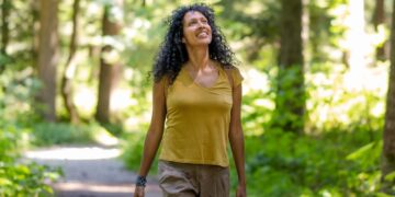 Study Suggests Birdwatching May Protect Brain Health