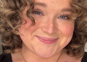 As a Nurse, I Felt Embarrassed To Keep Going To My Doctor With Unexplained Symptoms. Then I Ended Up In The ER With An 8-pound Tumor.