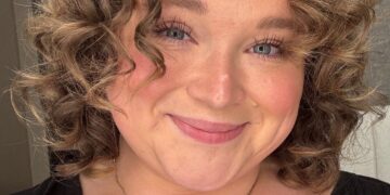 As a Nurse, I Felt Embarrassed To Keep Going To My Doctor With Unexplained Symptoms. Then I Ended Up In The ER With An 8-pound Tumor.